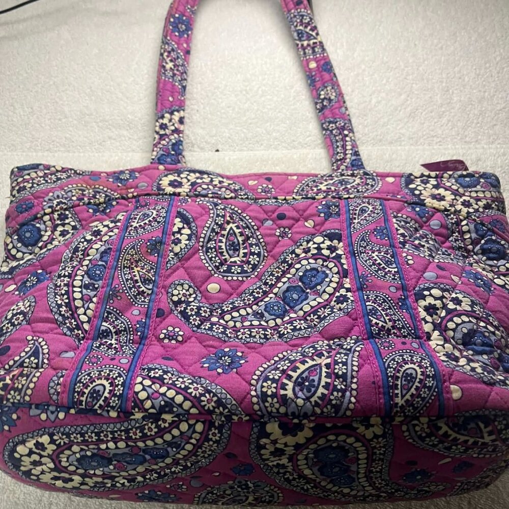 Vera Bradley RETIRED Boysenberry Paisley pattern small shoulder bag
